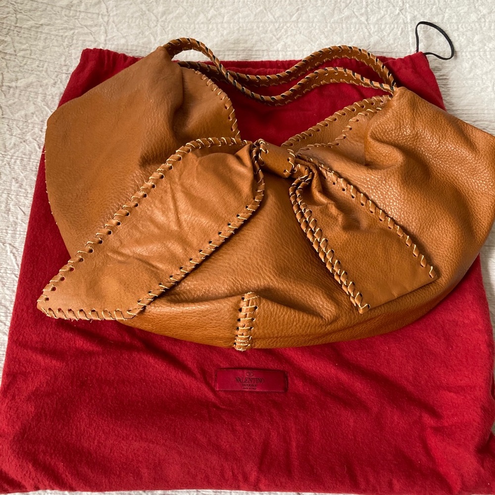Valentino Garavani bow bag